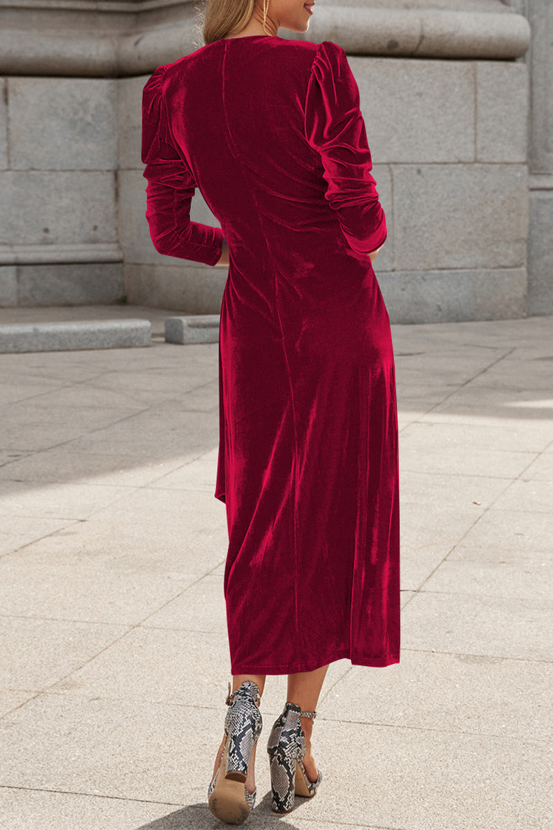 Sophisticated Dress with a Clean Classic Look