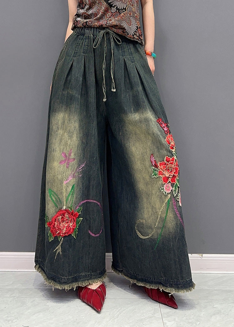 Classic Vintage Pants with a Flattering Fit