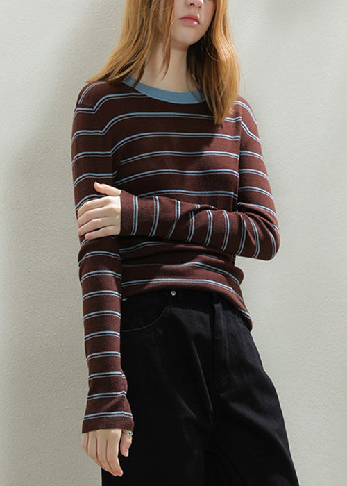 A Vintage Style Top with Delicate Timeless Details