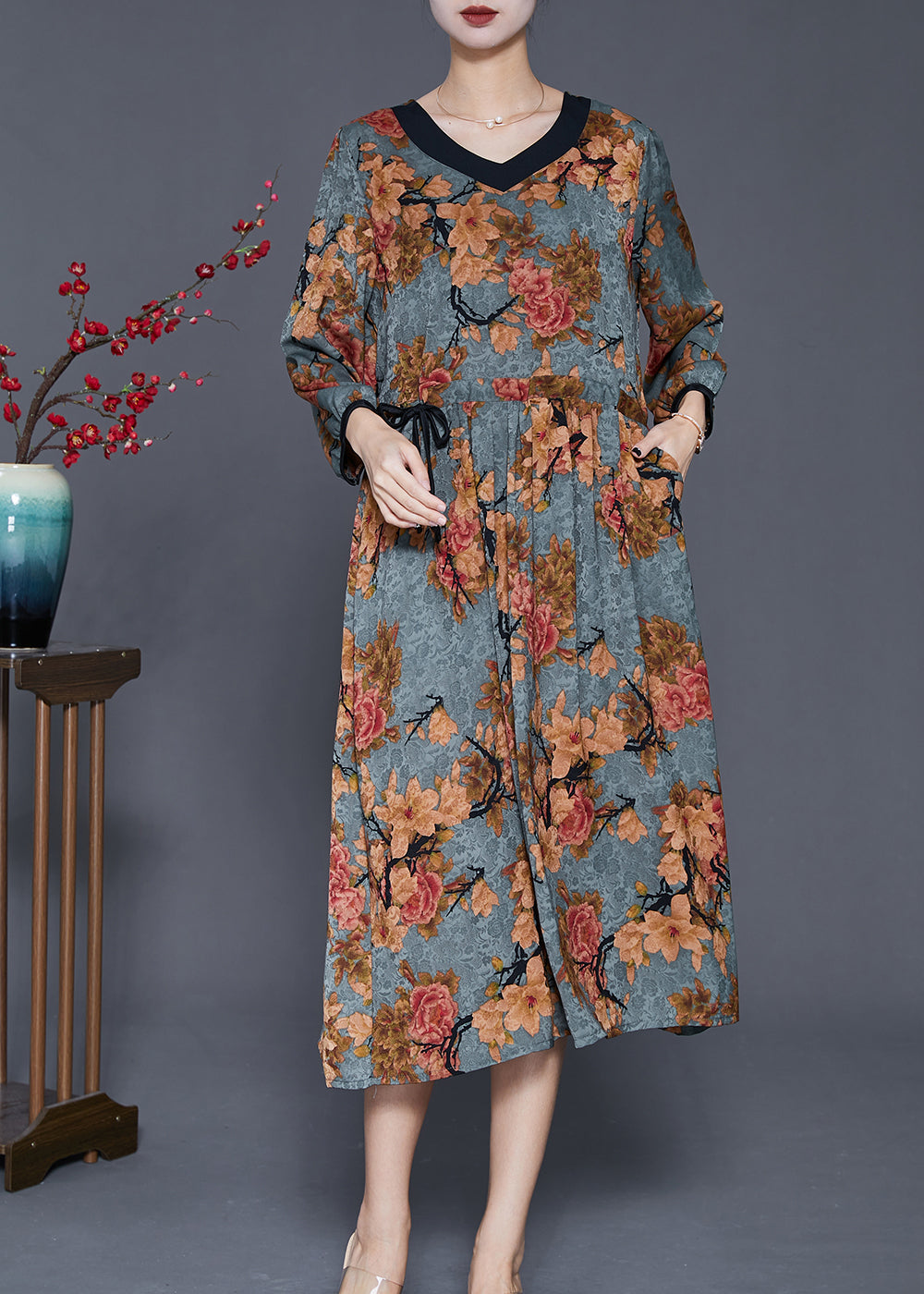 Beautifully Crafted Dress in a Classic Style
