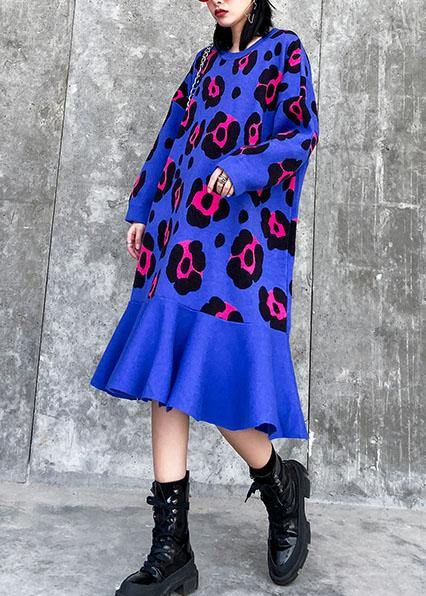 Well Tailored Sweater with a Graceful Silhouette