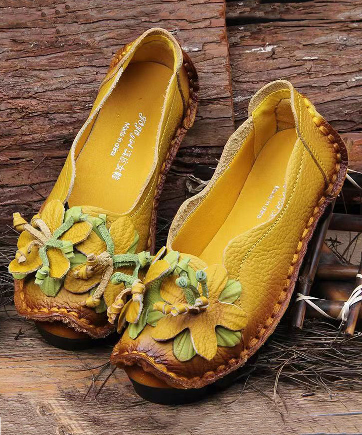 Chic Orthopedic Flats with Unique Design