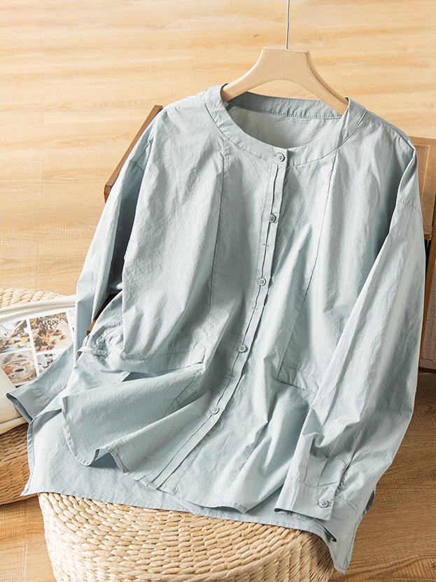Classic Vintage Shirt with a Flattering Fit