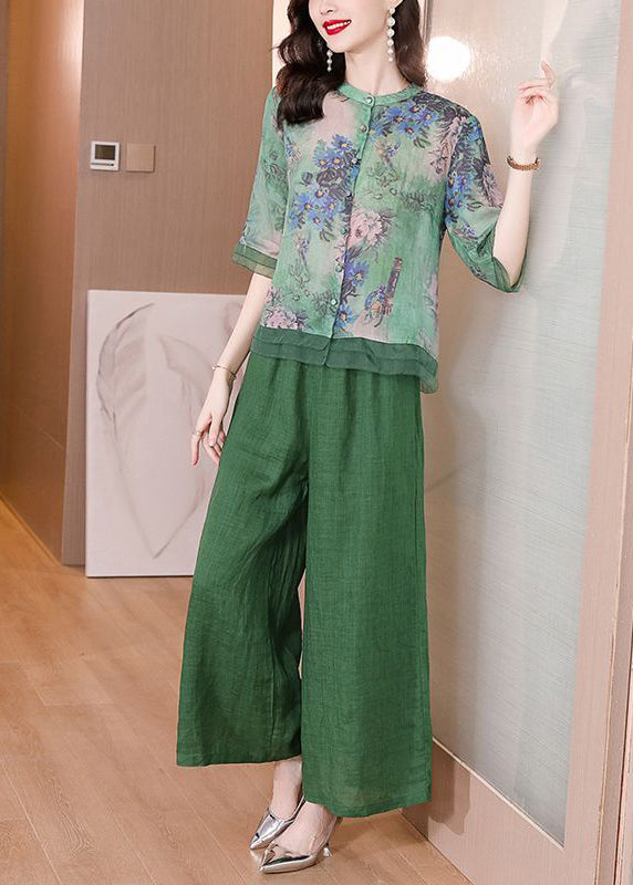 Effortlessly Elegant Garment with a Timeless Design