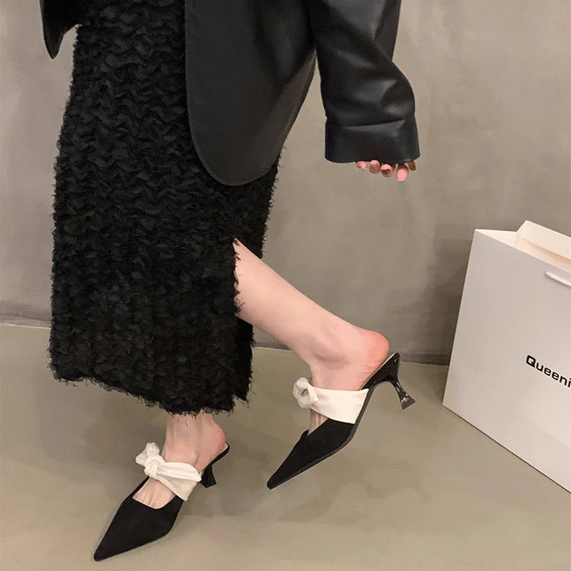 Chic Orthopedic Mules with Unique Design