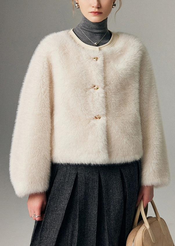 Classic Vintage & Enduringly Stylish Coat