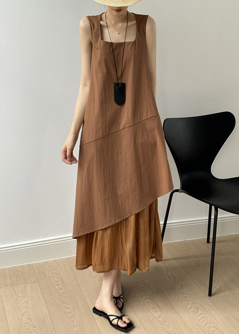 Sophisticated Dress with a Clean Classic Look