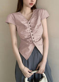 Well Tailored Shirt with a Graceful Silhouette