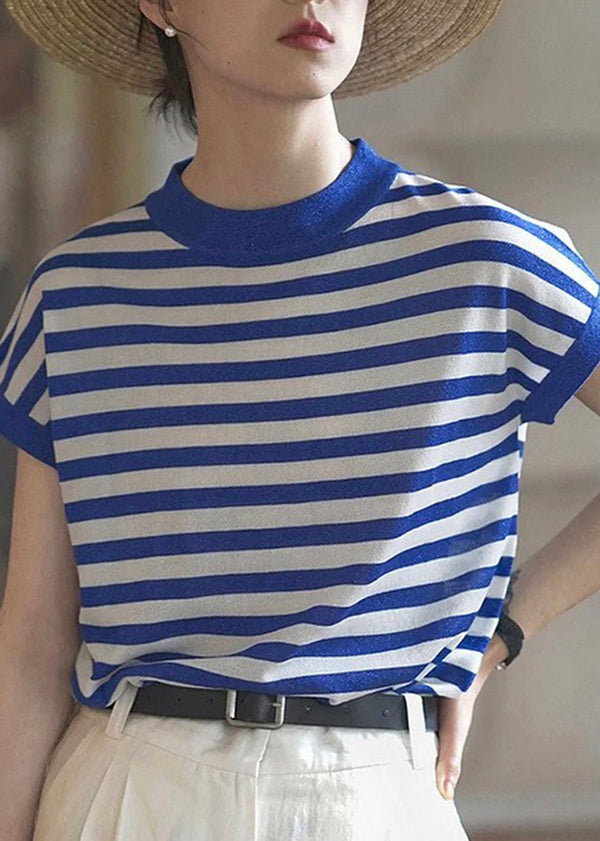 Classic Vintage Shirt with a Flattering Fit