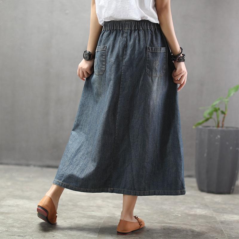 Classic Vintage Garment with a Flattering Fit