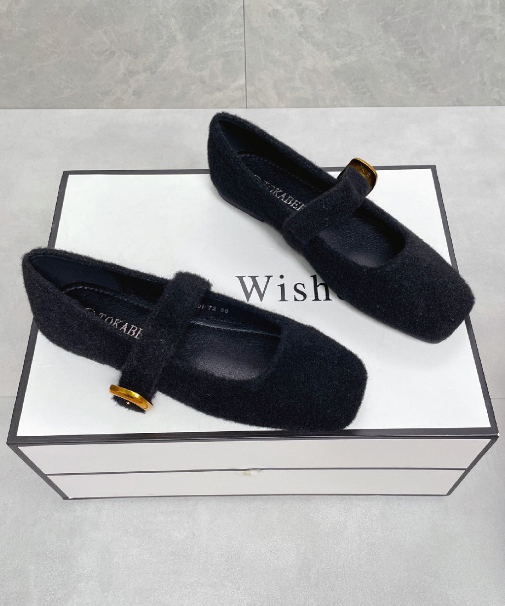 Chic Orthopedic Shoes with Unique Design