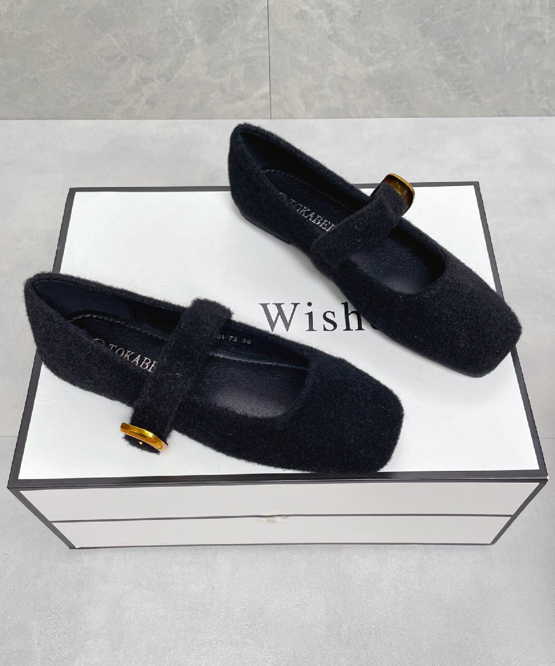 Chic Orthopedic Shoes with Unique Design