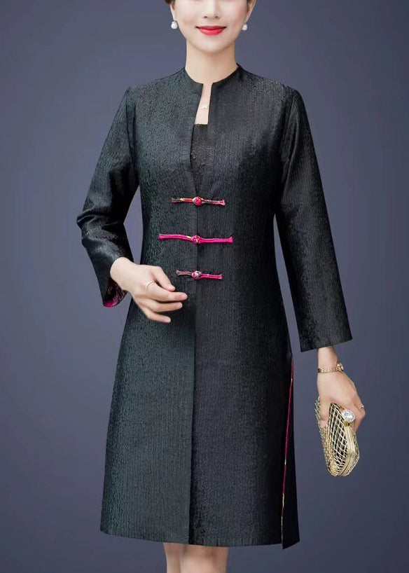 Classic Vintage Coat with a Flattering Fit