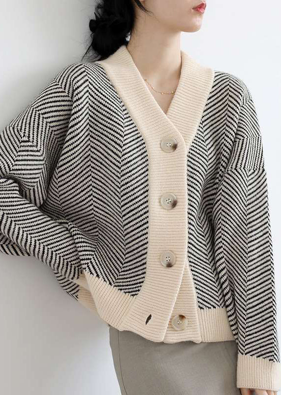 Sophisticated Coat with a Clean Classic Look