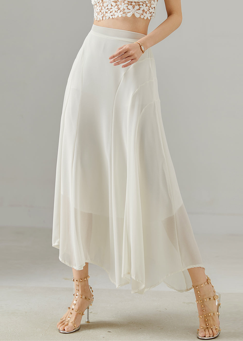 Beautifully Crafted Garment in a Classic Style