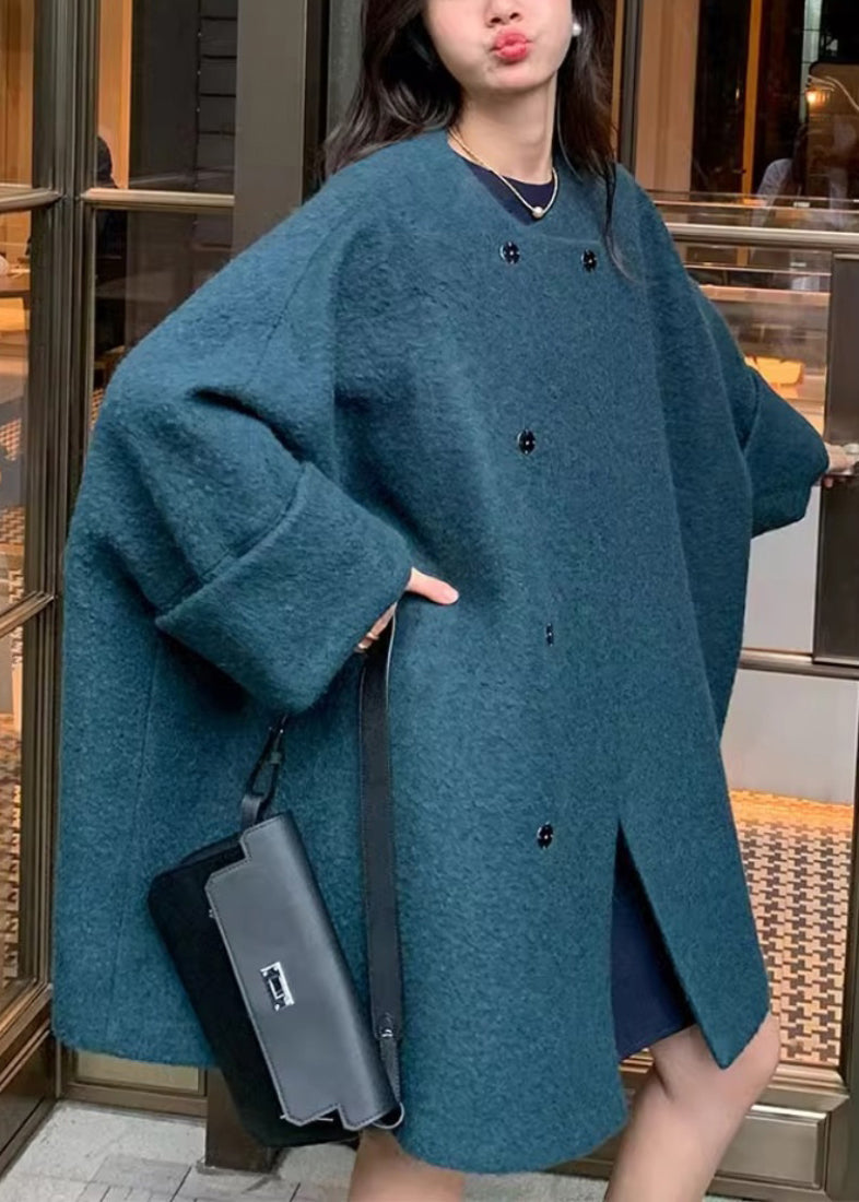 Elegantly Styled Coat for Everyday Wear