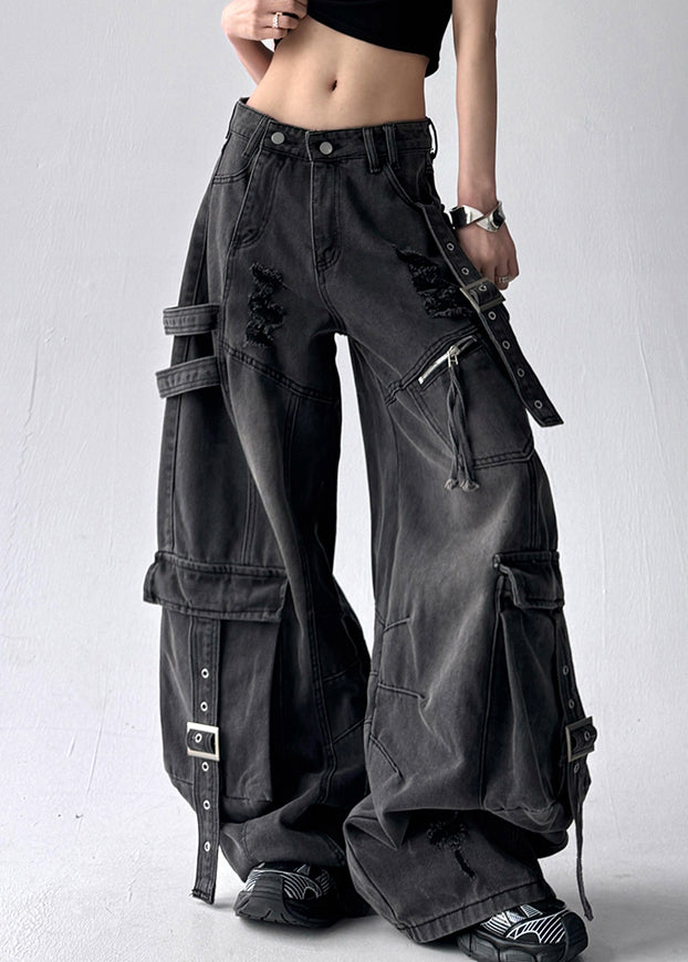 Well Tailored Pants with a Graceful Silhouette