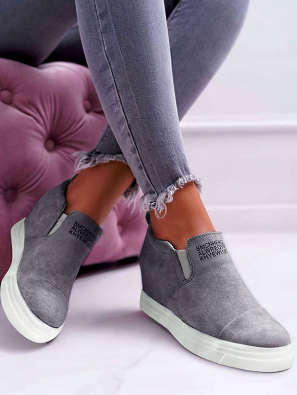 Beautifully Crafted Orthopedic Sneakers