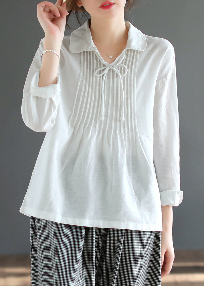 Sophisticated Blouse with a Clean Classic Look