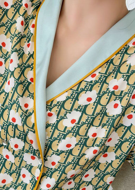 Casually Elegant Garment with a Refined Edge