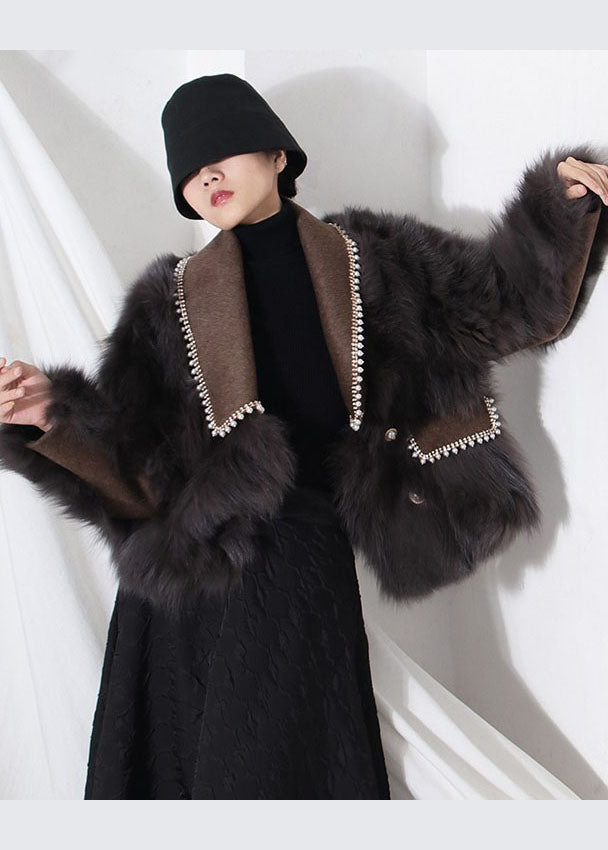 Classic Vintage & Enduringly Stylish Coat