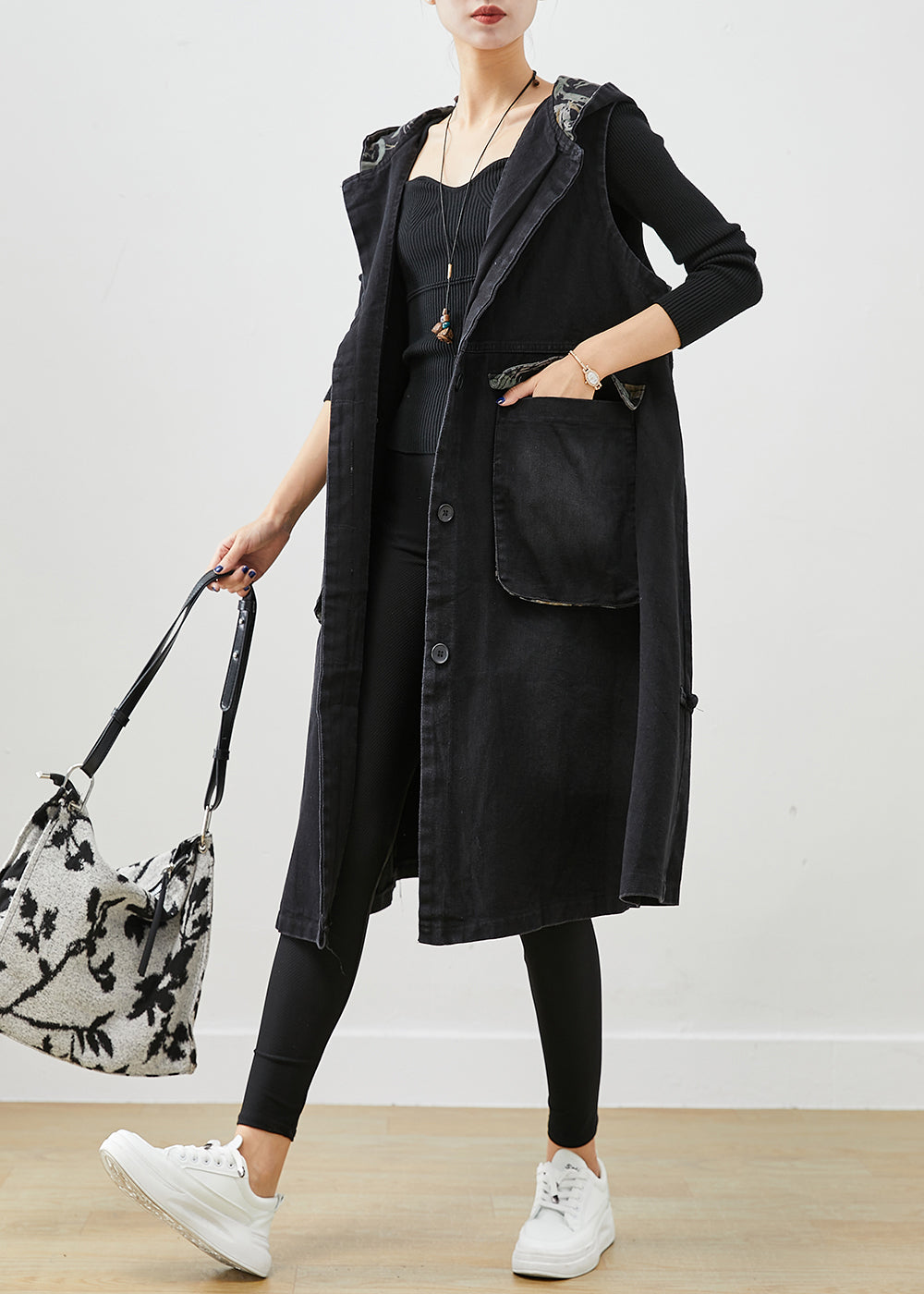 Well Tailored Garment with a Graceful Silhouette