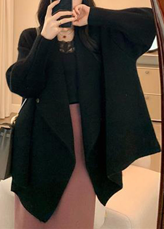 Sophisticated Coat with a Clean Classic Look
