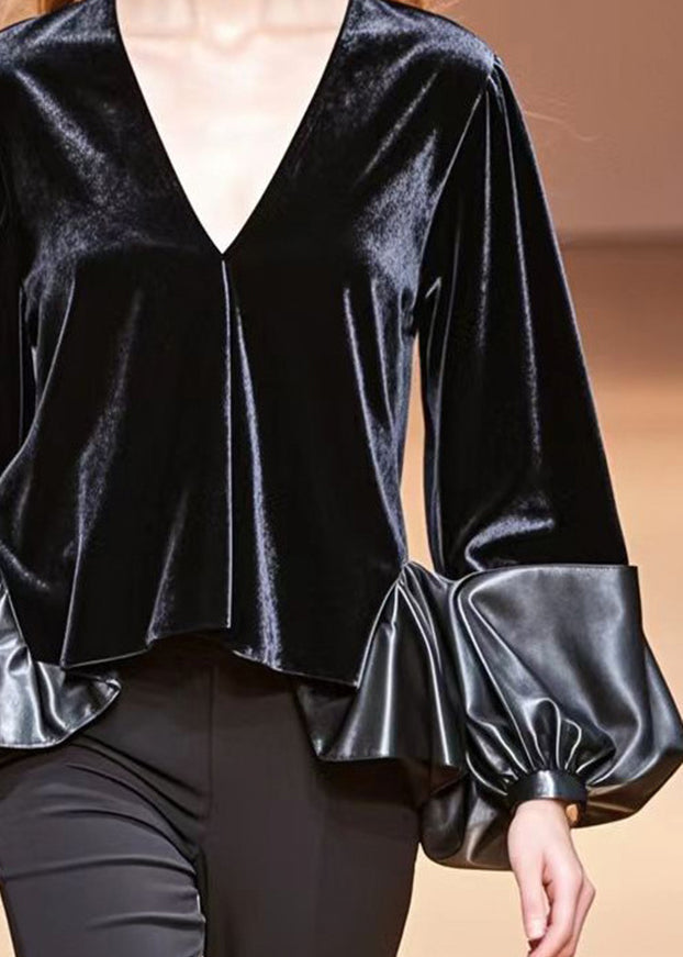 Effortlessly Elegant Top with a Timeless Design