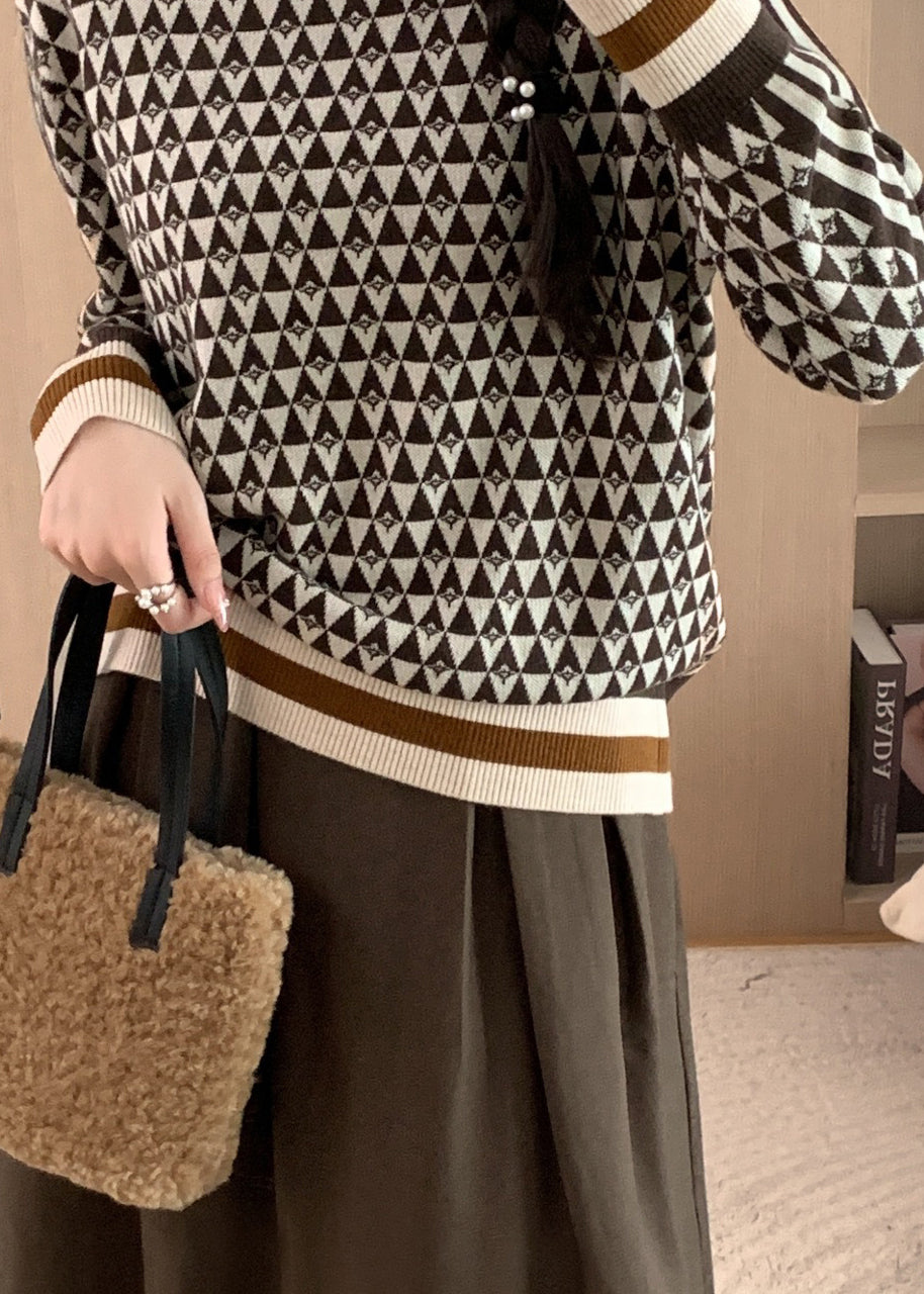 Polished Sweater with an Effortless Classic Look