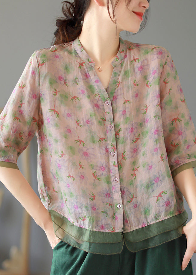 Well Tailored Blouse with a Graceful Silhouette