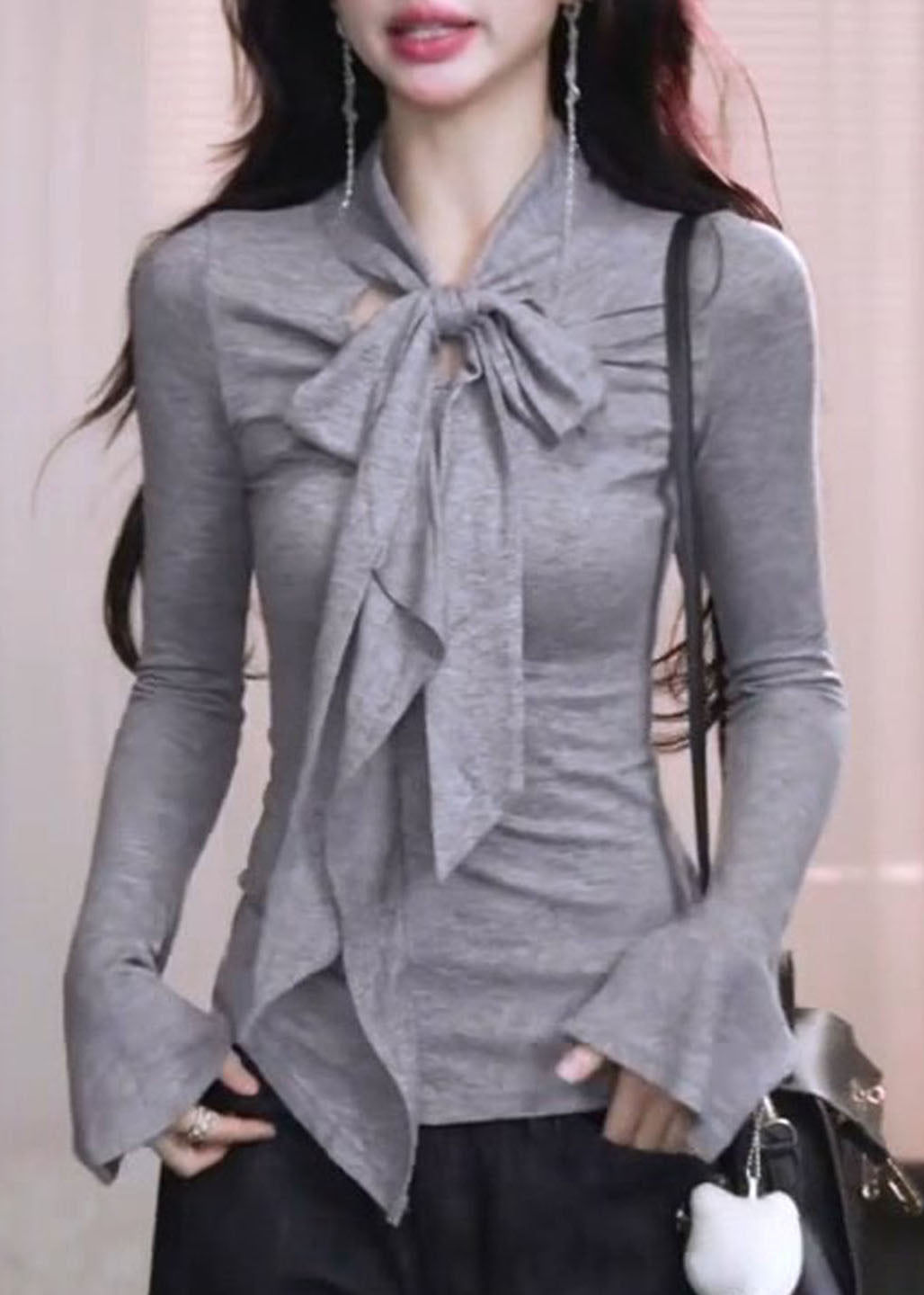 Effortlessly Elegant Shirt with a Timeless Design