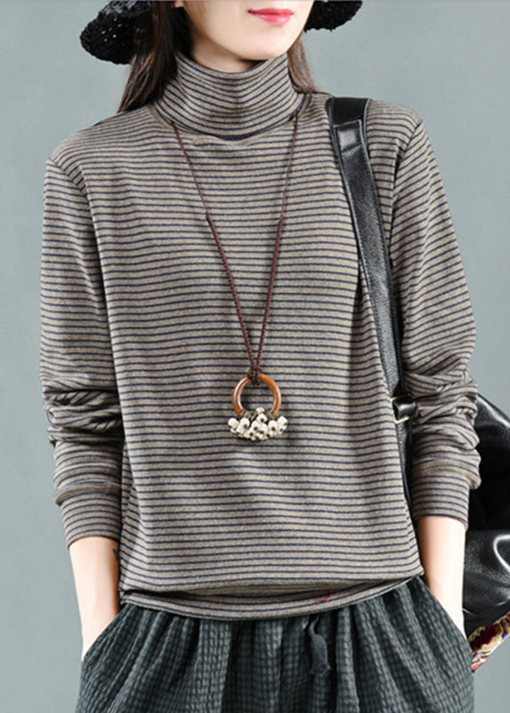 Polished Top with an Effortless Classic Look