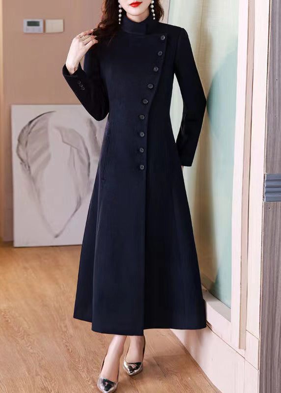 Classic Vintage & Enduringly Stylish Coat