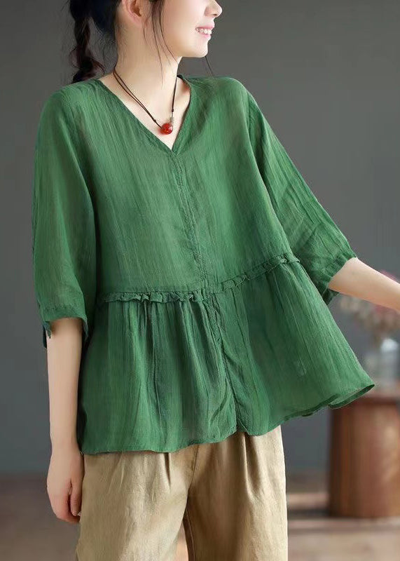 Well Tailored Blouse with a Graceful Silhouette