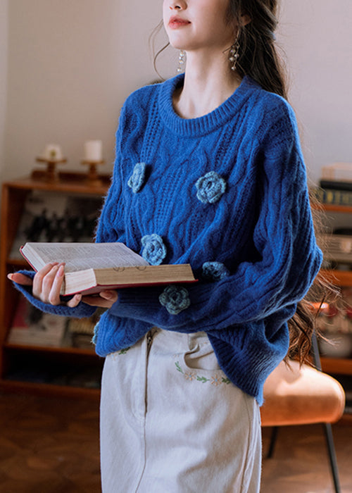 Beautifully Finished Sweater in a Timeless Design
