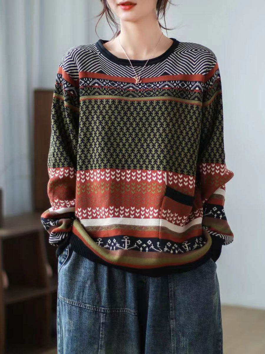 Classic Vintage Sweater with a Flattering Fit