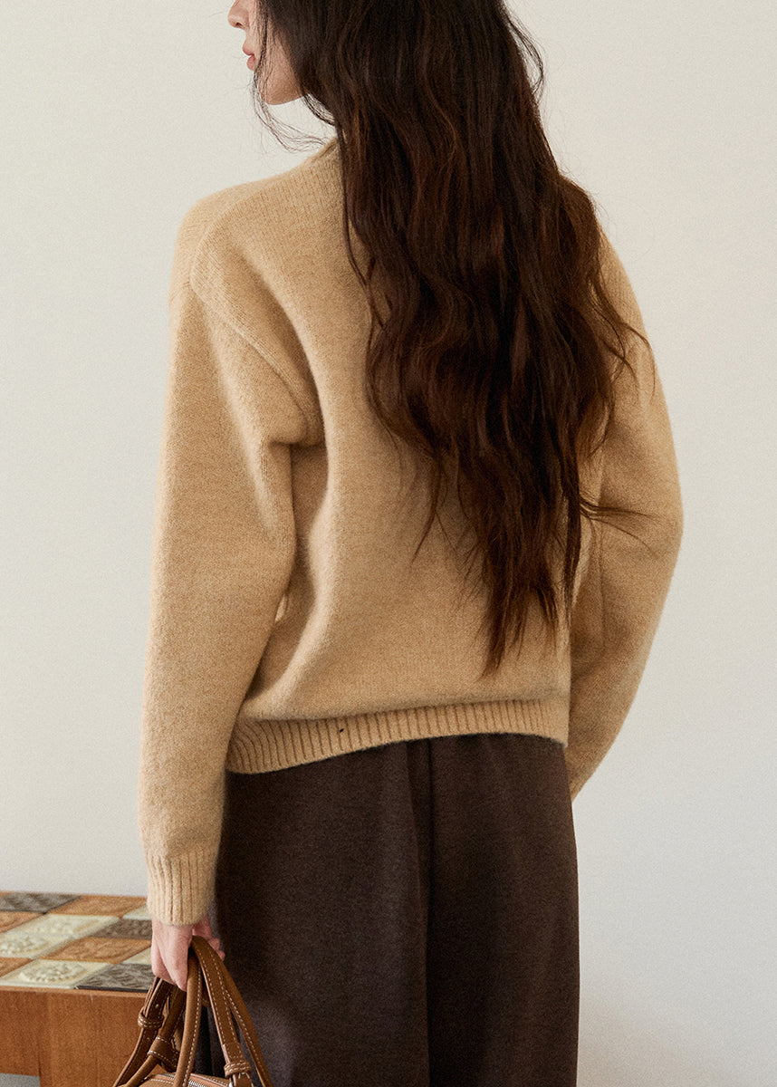 Beautifully Finished Sweater in a Timeless Design