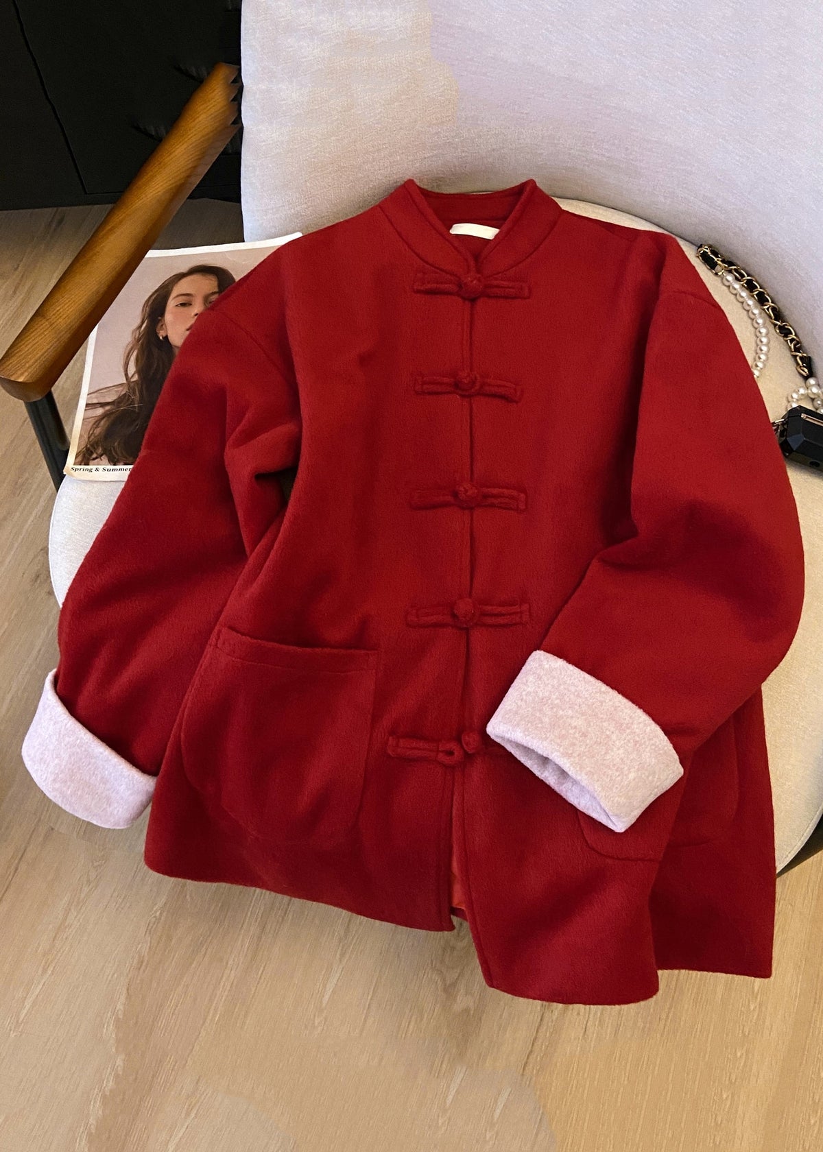 Beautifully Finished Coat in a Timeless Design