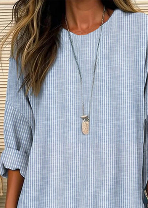 Sophisticated Blouse with a Clean Classic Look
