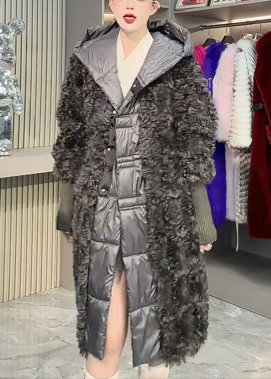 Classic Vintage & Enduringly Stylish Coat