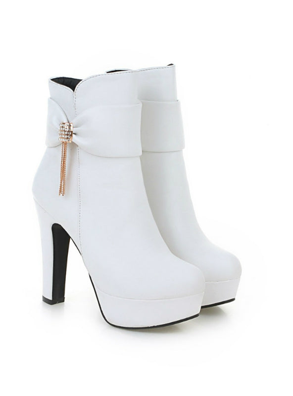 Chic Orthopedic Boots with Unique Design