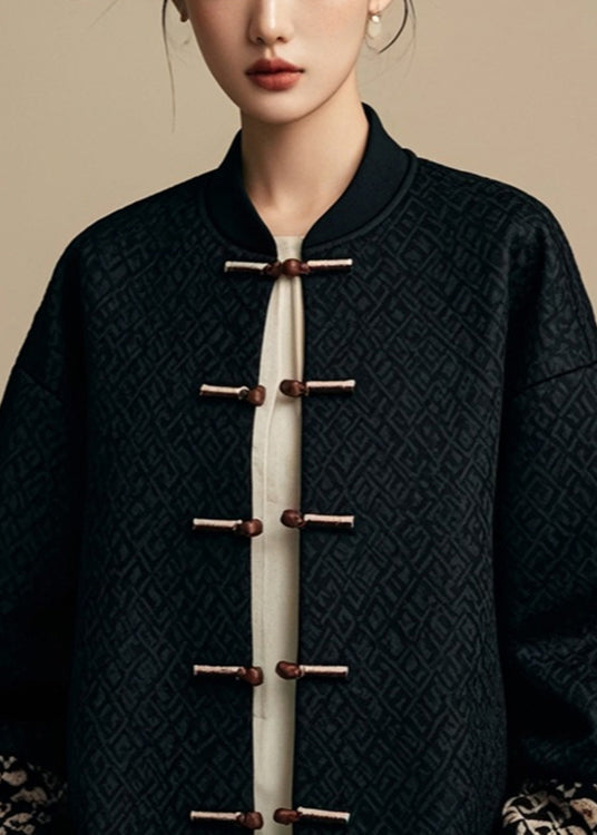 Beautifully Finished Coat in a Timeless Design