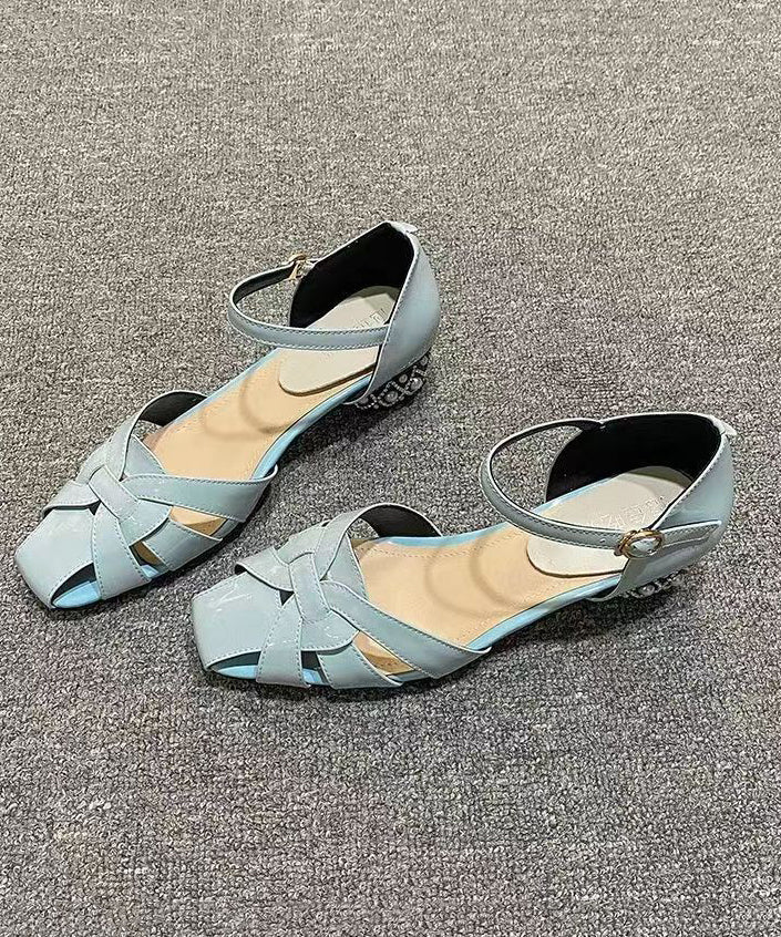 Graceful Orthopedic Sandals for Modern Look