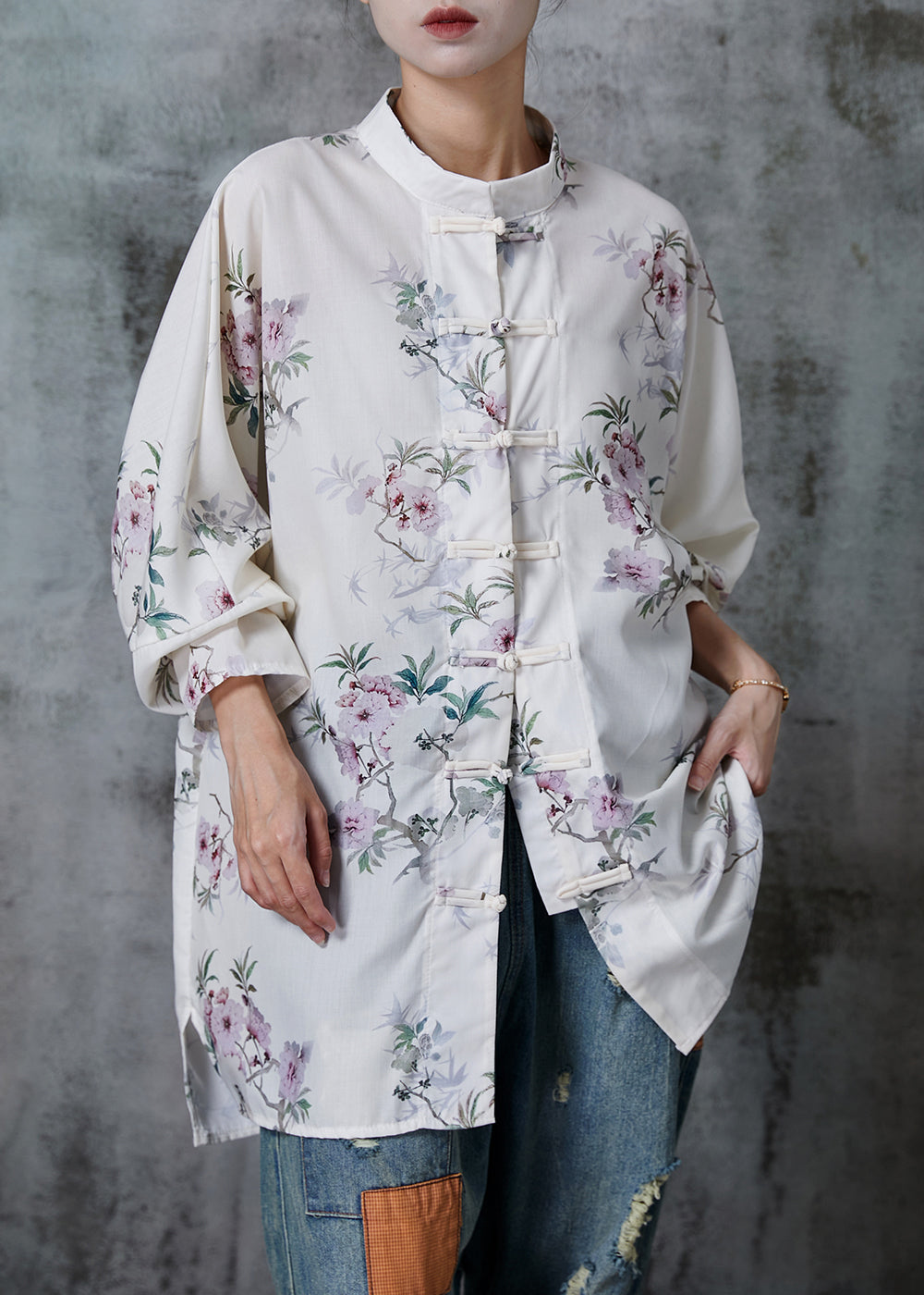 Elegantly Styled Blouse for Everyday Wear