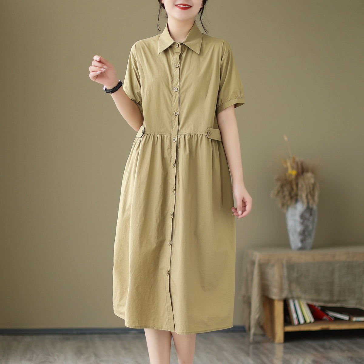 Sophisticated Dress with a Clean Classic Look