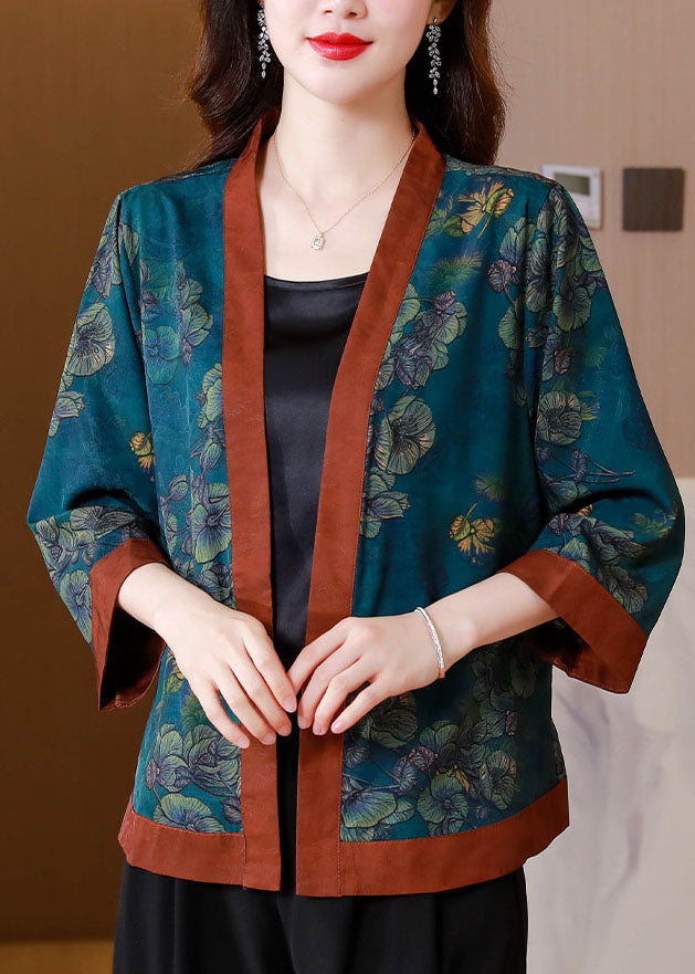 Beautifully Finished Cardigan in a Timeless Design