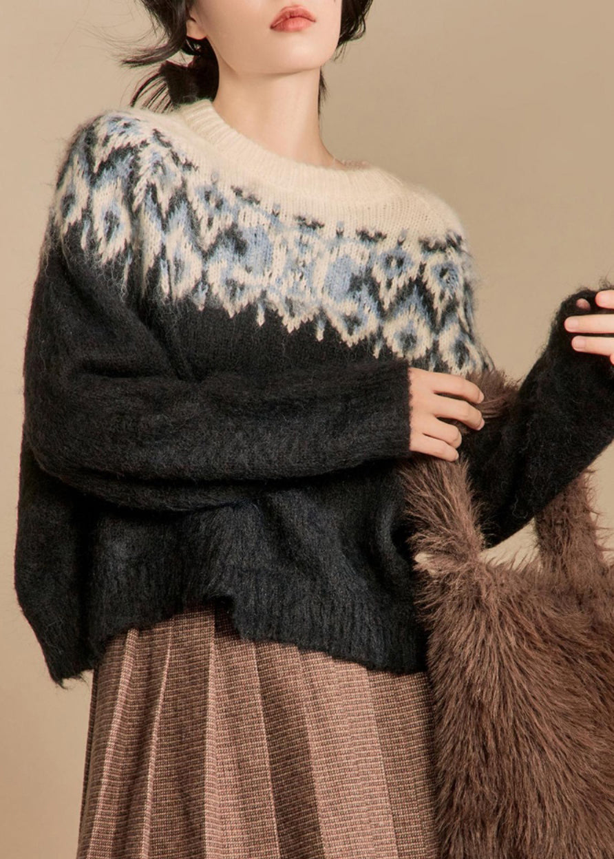 Beautifully Finished Sweater in a Timeless Design