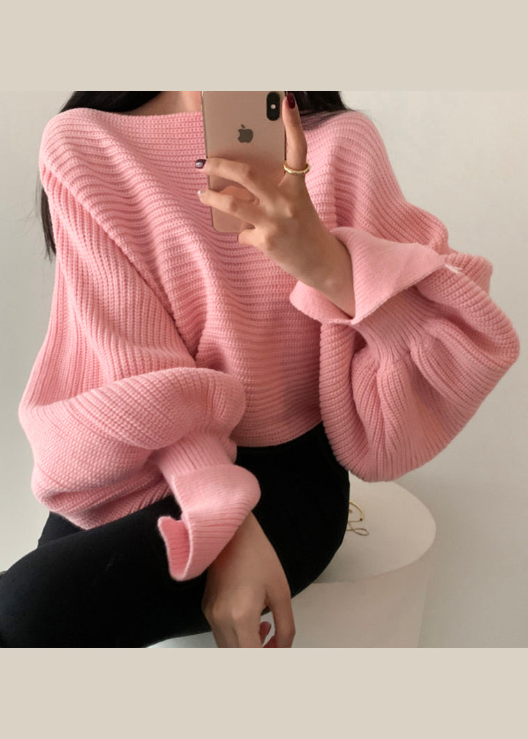 Classic Vintage Sweater with a Flattering Fit