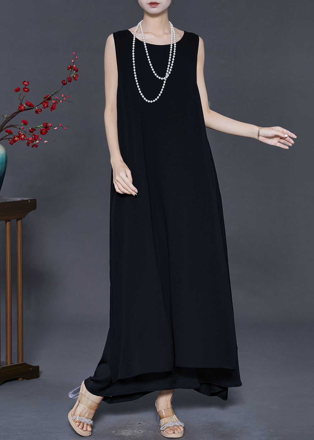 Sophisticated Dress with a Clean Classic Look