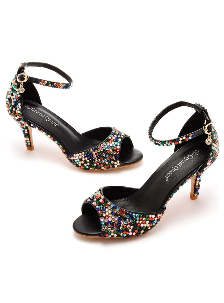 Graceful Orthopedic Sandals for Modern Look